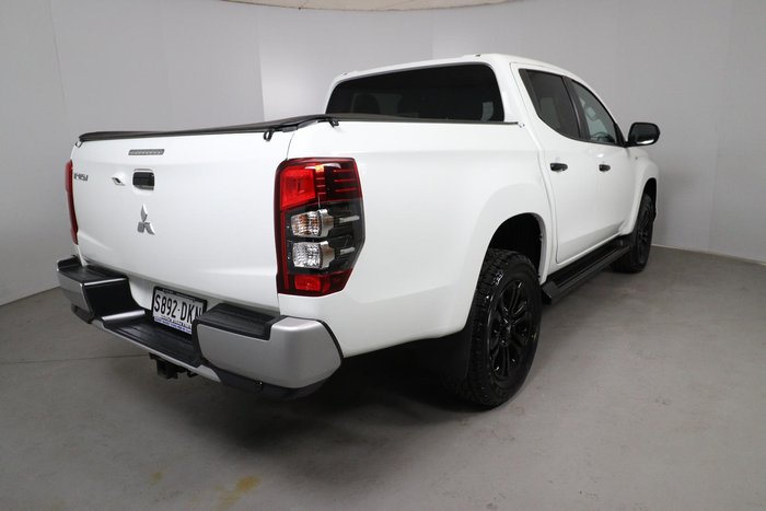 2023 Mitsubishi Triton GLX-R