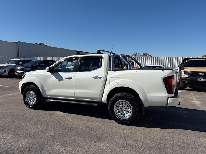 2021 Nissan Navara ST-X
