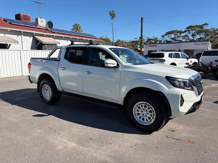 2021 Nissan Navara