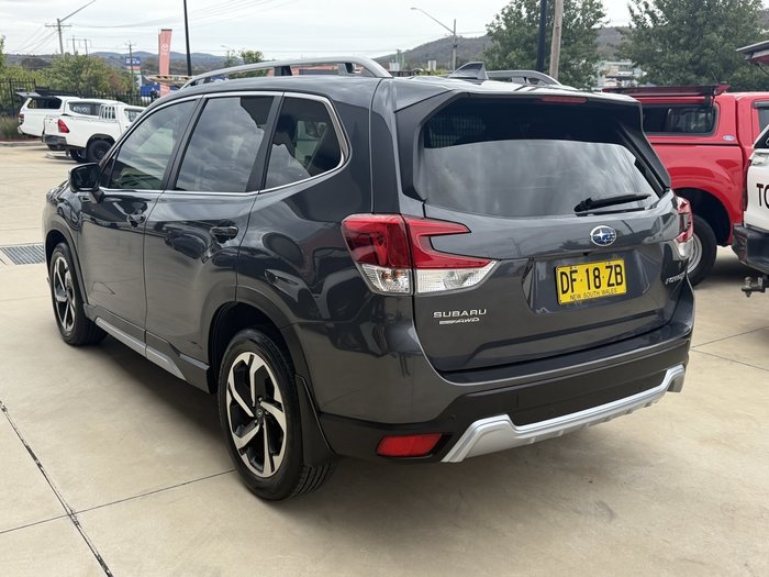 2022 Subaru Forester 2.5i-S