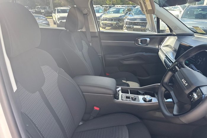 2025 Kia Sorento Sport MQ4 PE MY26 AWD Clear White (UD)