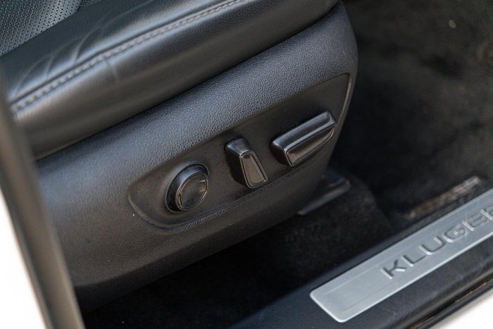 2023 Toyota Kluger Grande