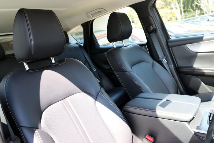 2025 Mazda CX-60 G40e Touring