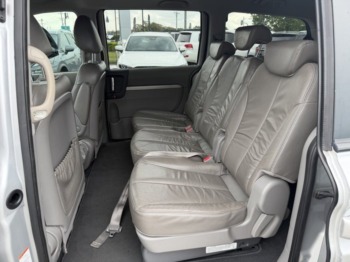 2014 Kia Grand Carnival