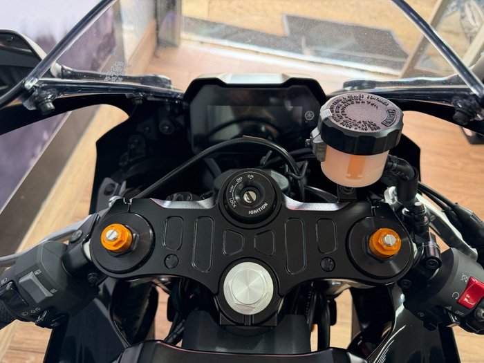 2025 Yamaha 2025 YAMAHA 655CC YZF-R7LAS GREY