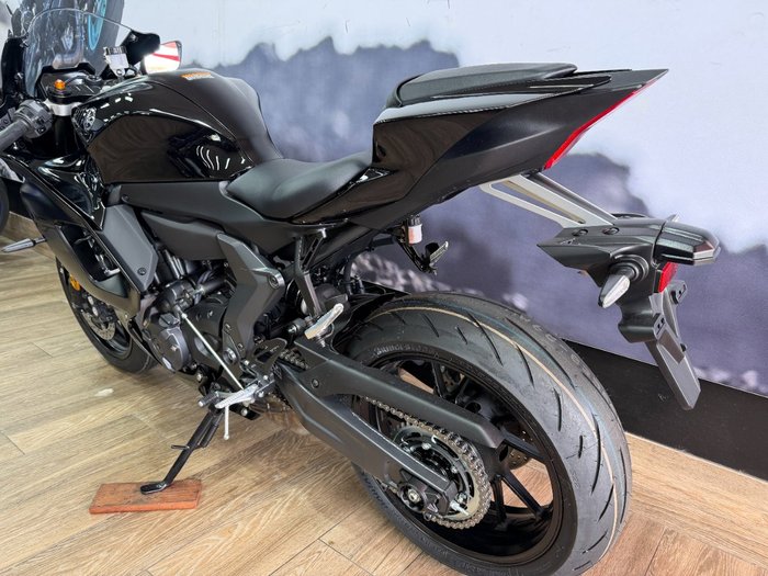 2025 Yamaha 2025 YAMAHA 655CC YZF-R7LAS GREY