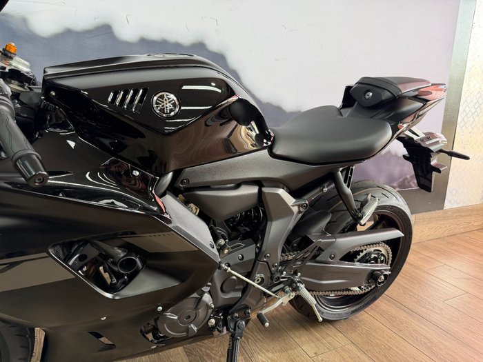 2025 Yamaha 2025 YAMAHA 655CC YZF-R7LAS GREY