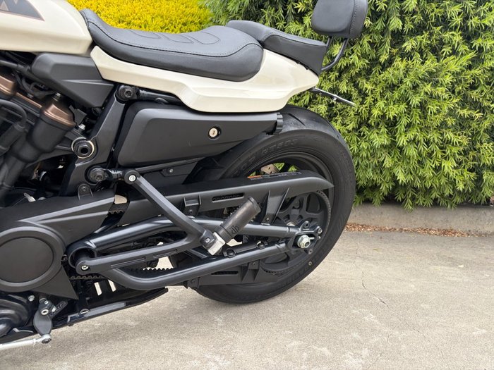 2022 HARLEY-DAVIDSON RH1250S SPORTSTER S White