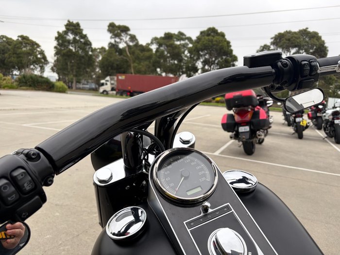 2017 HARLEY-DAVIDSON FLSTFB FAT BOY LO Black