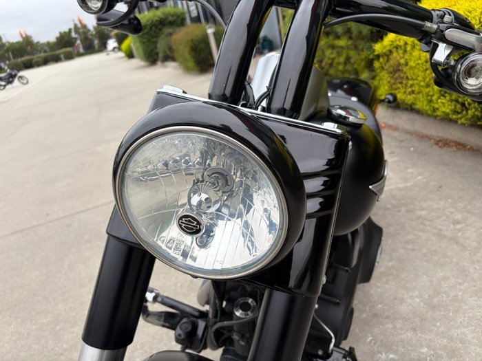 2017 HARLEY-DAVIDSON FLSTFB FAT BOY LO Black