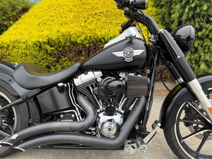 2017 HARLEY-DAVIDSON FLSTFB FAT BOY LO Black