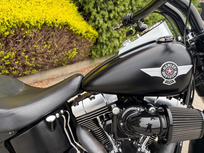 2017 HARLEY-DAVIDSON FLSTFB FAT BOY LO Black