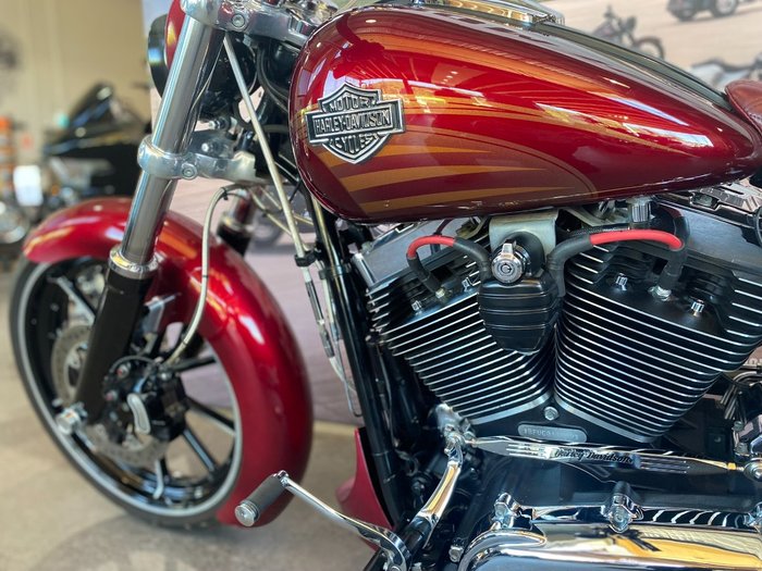 2016 HARLEY-DAVIDSON FXSB SOFTAIL BREAKOUT