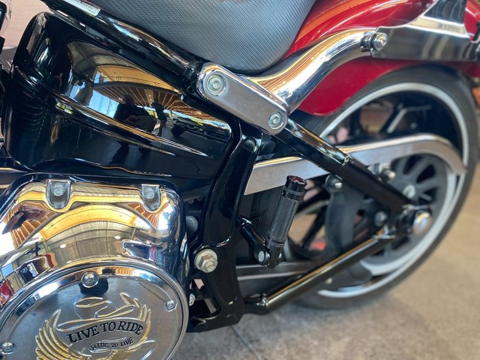 2016 HARLEY-DAVIDSON FXSB SOFTAIL BREAKOUT