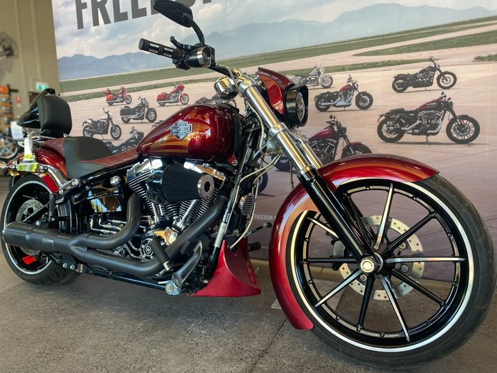 2016 HARLEY-DAVIDSON FXSB SOFTAIL BREAKOUT
