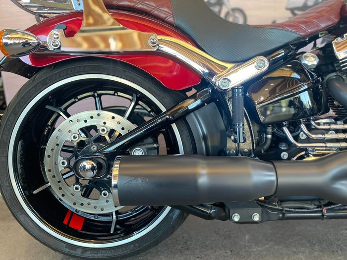 2016 HARLEY-DAVIDSON FXSB SOFTAIL BREAKOUT