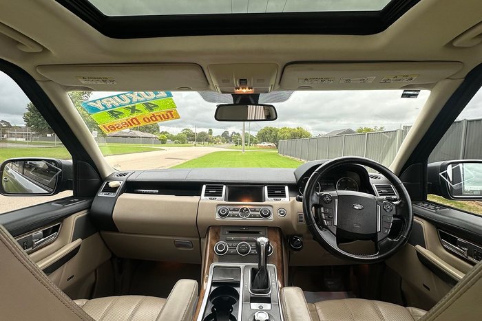 2010 Land Rover Range Rover Sport TDV6 Luxury