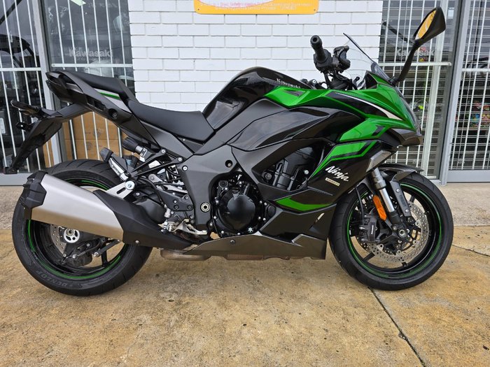 2024 Kawasaki NINJA 1000SX Green