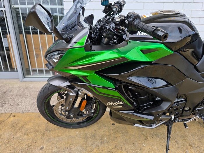 2024 Kawasaki NINJA 1000SX Green