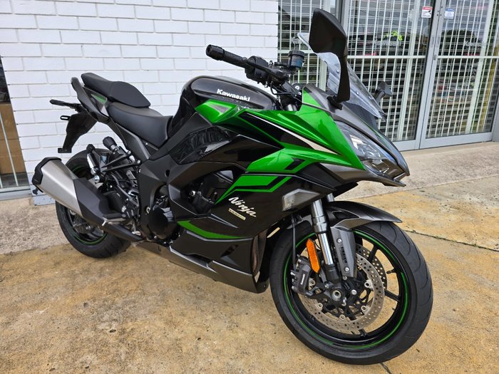 2024 Kawasaki NINJA 1000SX Green