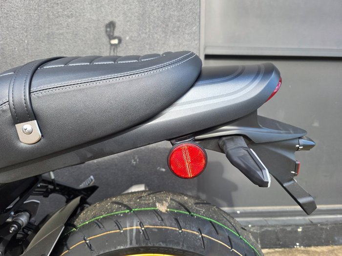 2025 Kawasaki Z900RS SE BLACK