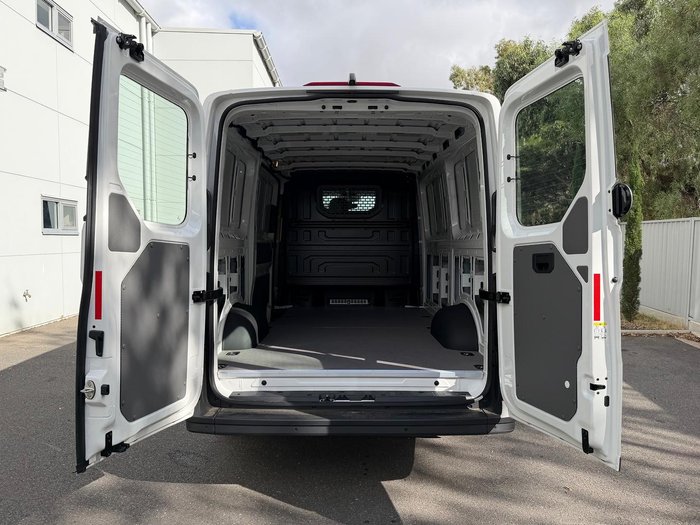 2026 Volkswagen Crafter 35 TDI410