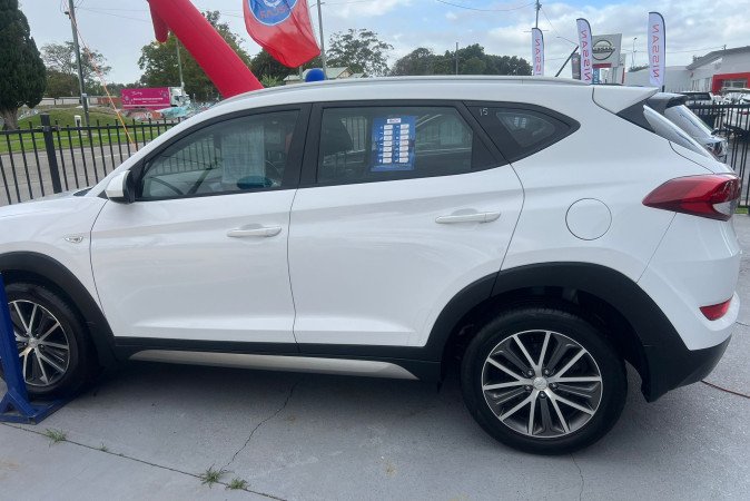 2016 HYUNDAI TUCSON ACTIVE X (FWD)