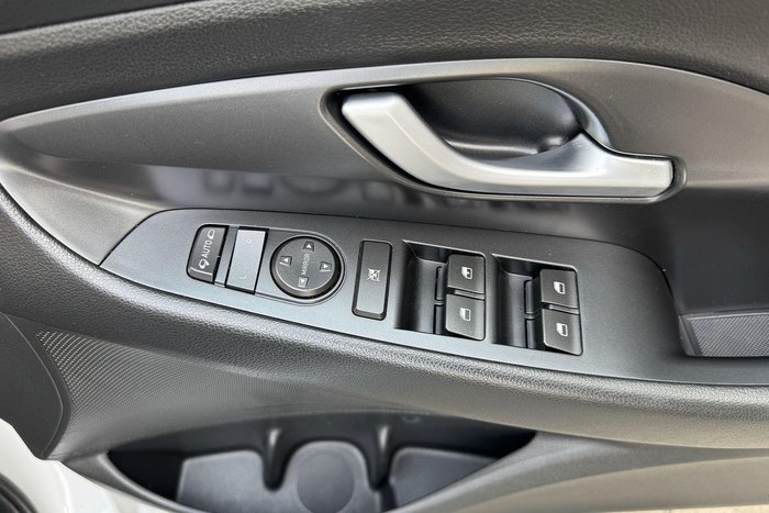 2018 Hyundai i30 Active PD MY18 Polar White