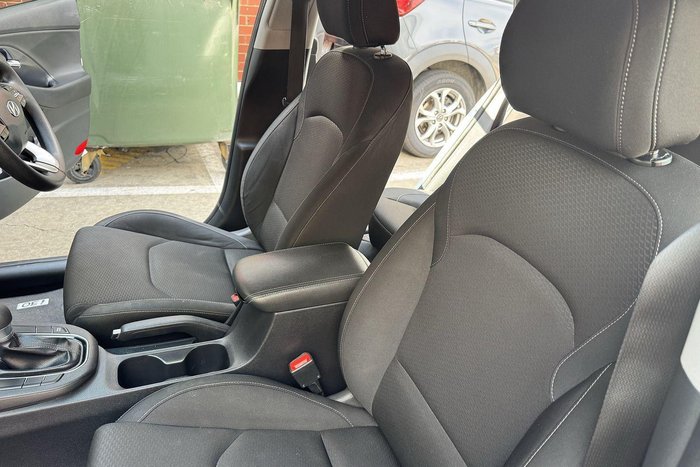 2018 Hyundai i30 Active PD MY18 Polar White