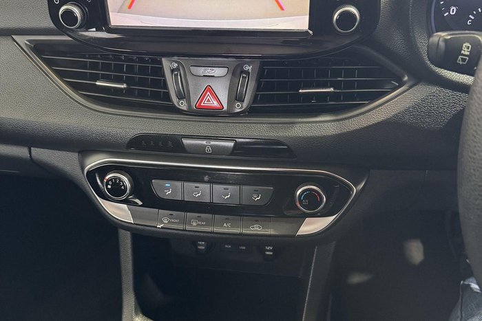 2018 Hyundai i30 Active PD MY18 Polar White