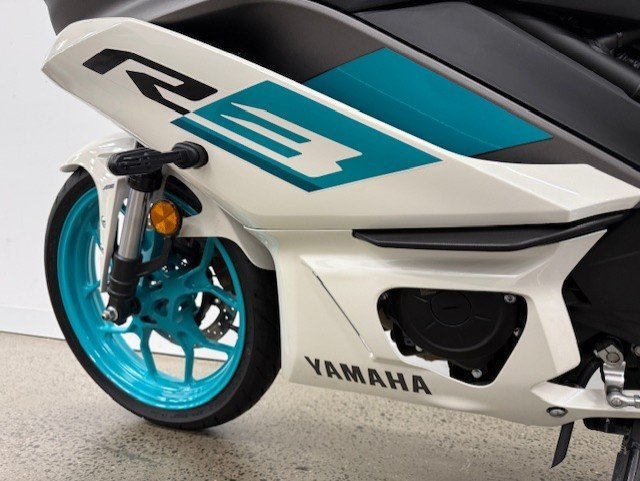 2023 Yamaha YZF-R3 White