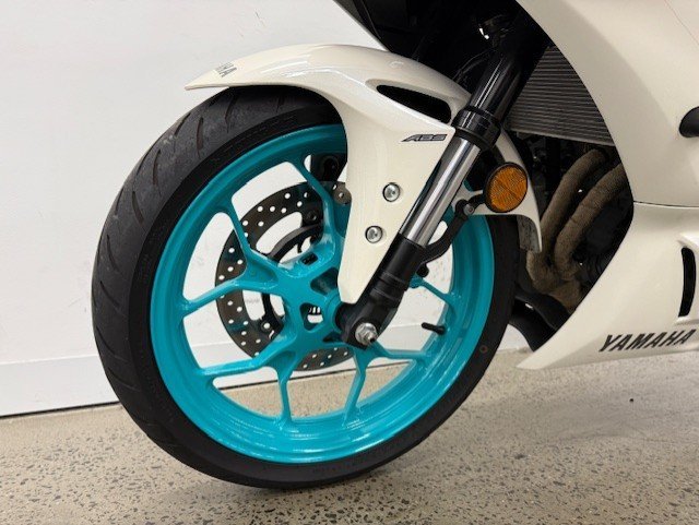 2023 Yamaha YZF-R3 White