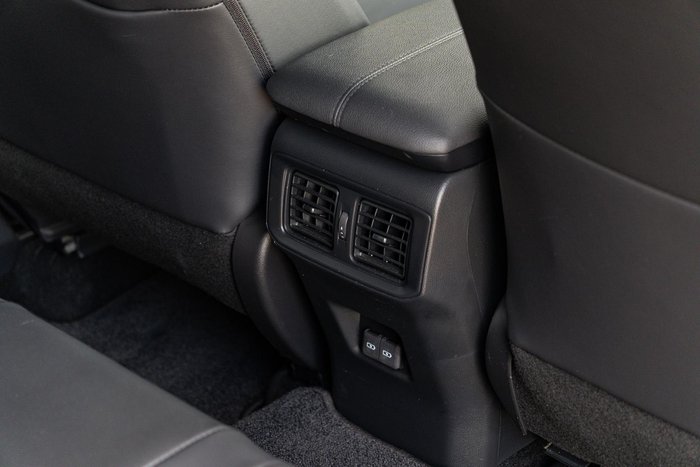 2024 Toyota RAV4 XSE