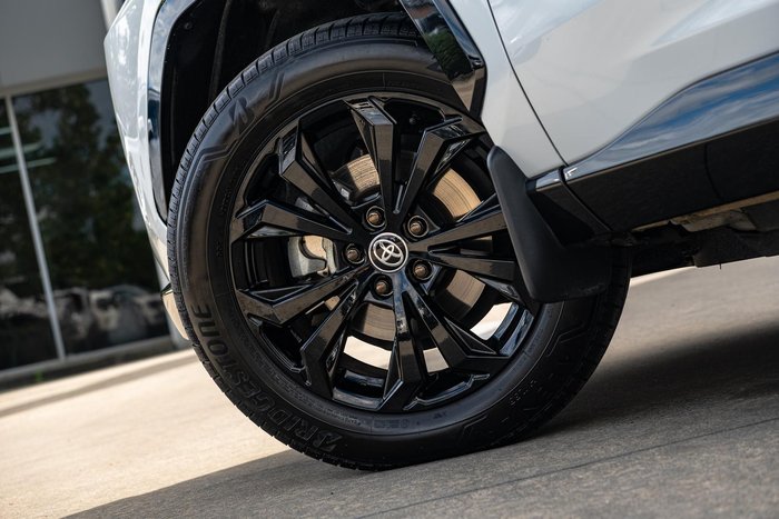 2024 Toyota RAV4 XSE