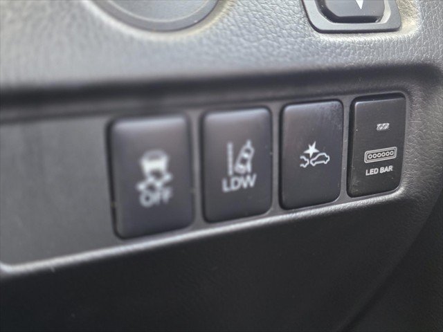 2022 Mitsubishi Triton GLX+