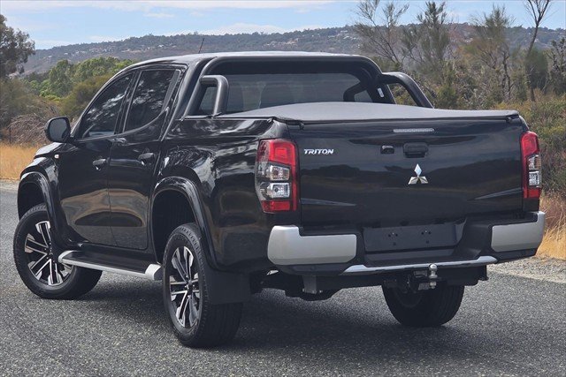 2022 Mitsubishi Triton GLX+