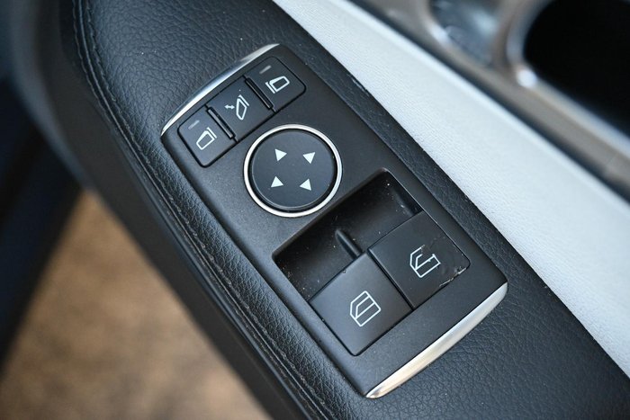 2011 Mercedes-Benz SLK-Class SLK350 BlueEFFICIENCY