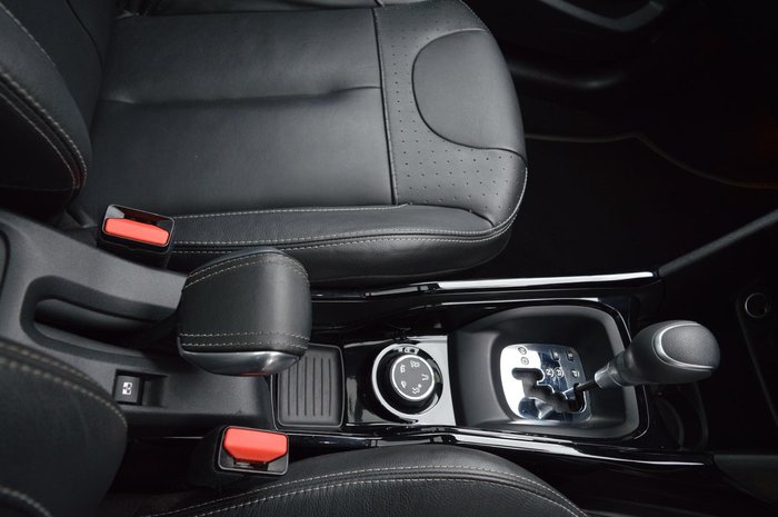 2017 Peugeot 2008 Allure A94 MY17 Bianca White