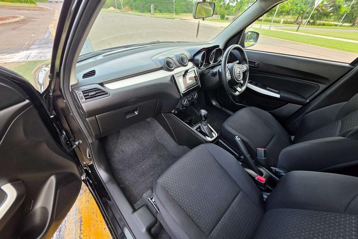 2021 Suzuki Swift GL Navigator AZ Series II Super Black Pearl