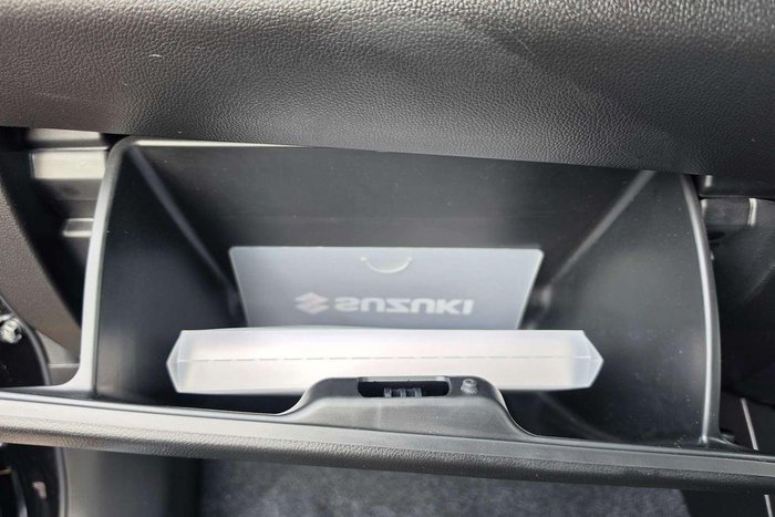 2021 Suzuki Swift GL Navigator AZ Series II Super Black Pearl