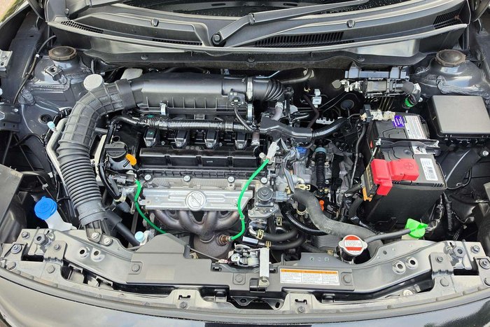 2021 Suzuki Swift GL Navigator AZ Series II Super Black Pearl