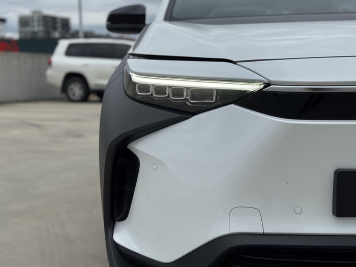 2023 Toyota BZ4X 2WD