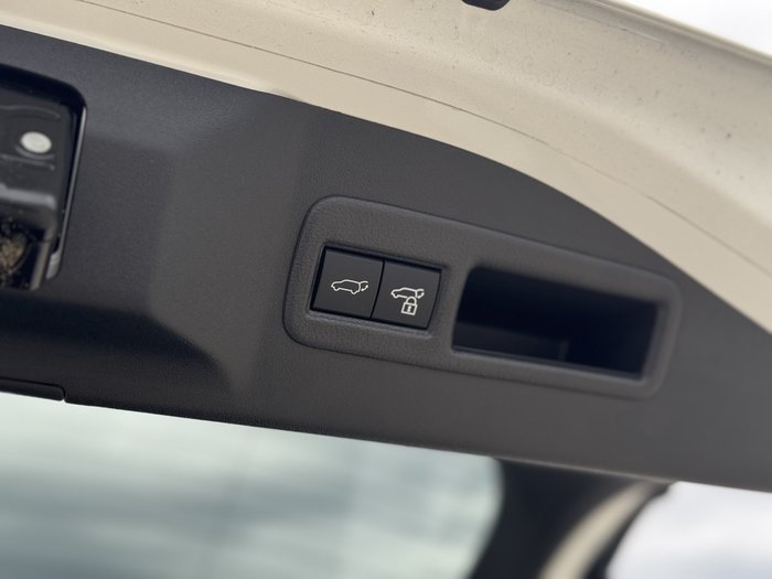 2023 Toyota BZ4X 2WD