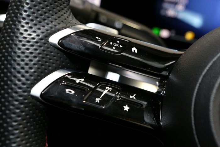 2024 Mercedes-Benz GLB-Class GLB200