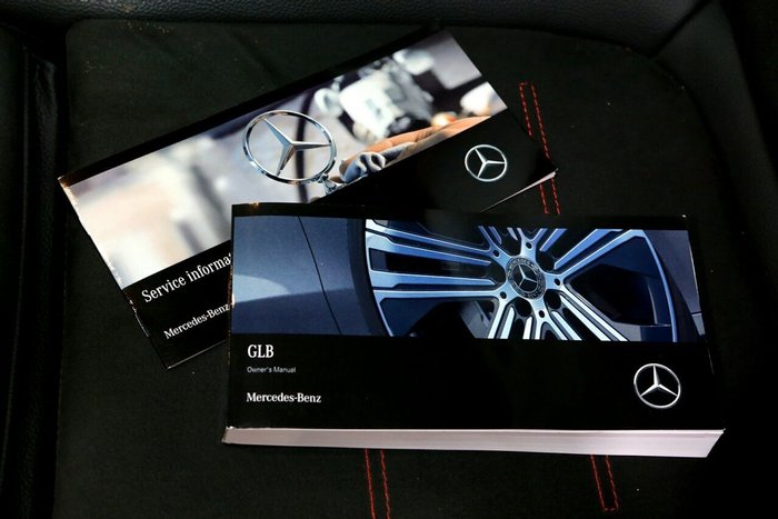 2024 Mercedes-Benz GLB-Class GLB200