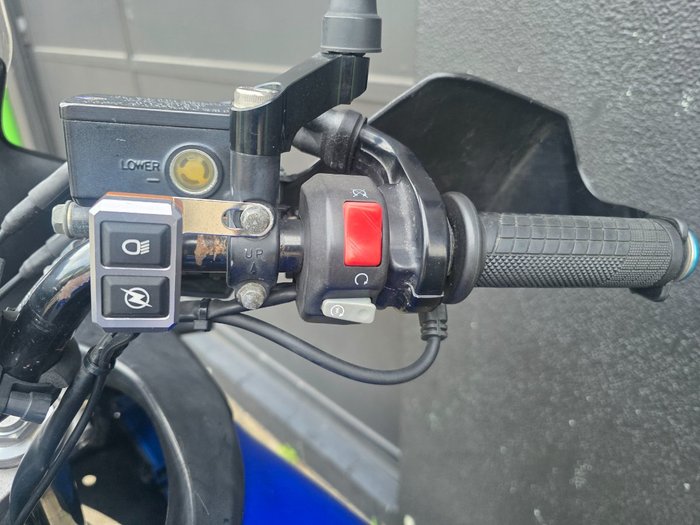 2004 Suzuki DL650 V-STROM BLUE