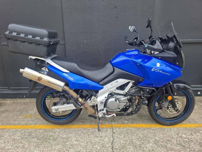 2004 Suzuki DL650 V-STROM BLUE