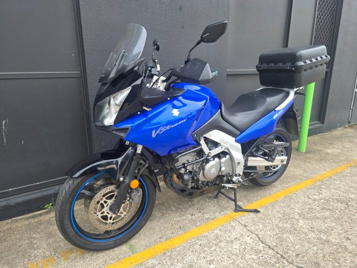 2004 Suzuki DL650 V-STROM BLUE