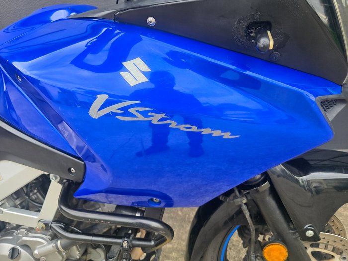 2004 Suzuki DL650 V-STROM BLUE