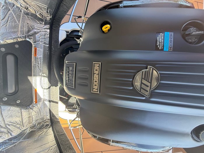 2026 Malibu Response TXi Open Bow